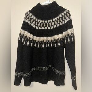 Women's Black Patterned Sweater